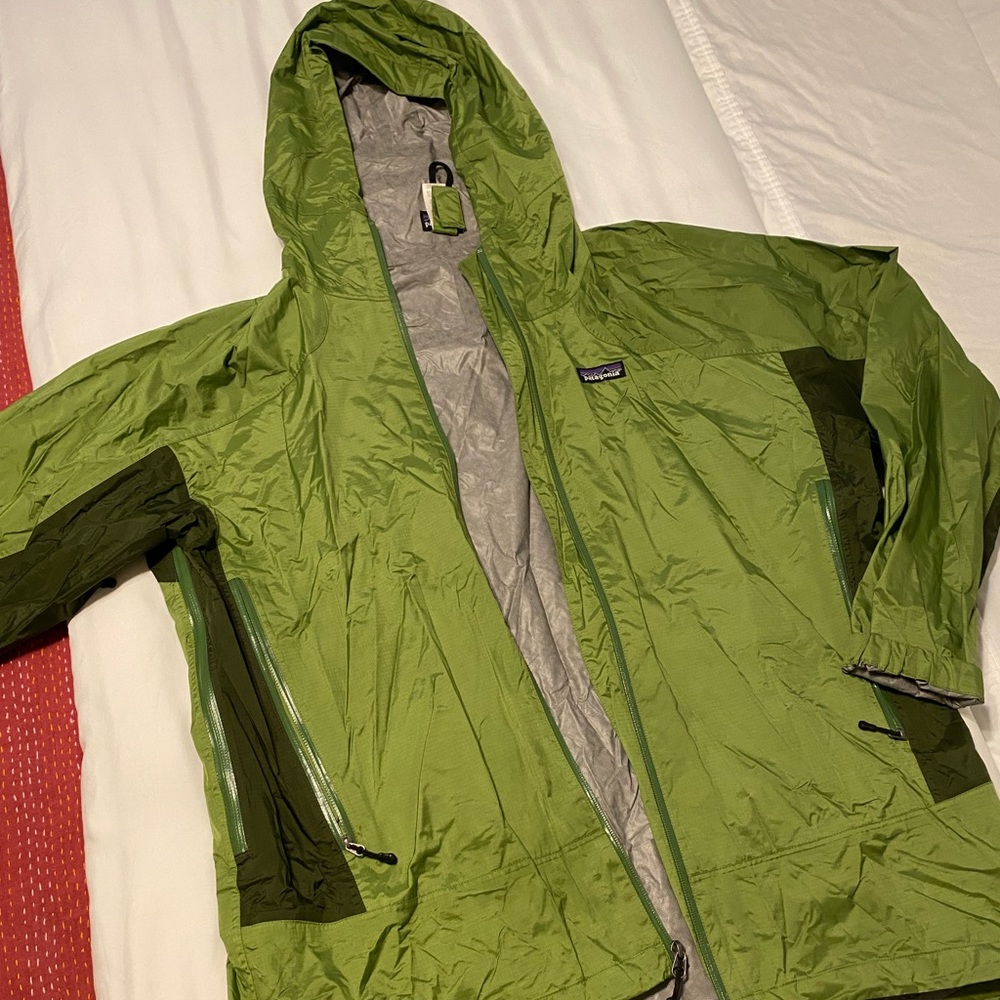 Mens Patagonia Green Reflective Rain Jacket